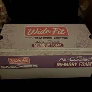 SKECHERS WIDE FIT MEMORY FOAM SHOES